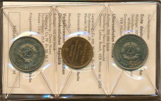 DDR Satz aus 2x 5 Mark 1988 A Verkehrswesen verschweisst im orig. Etui*